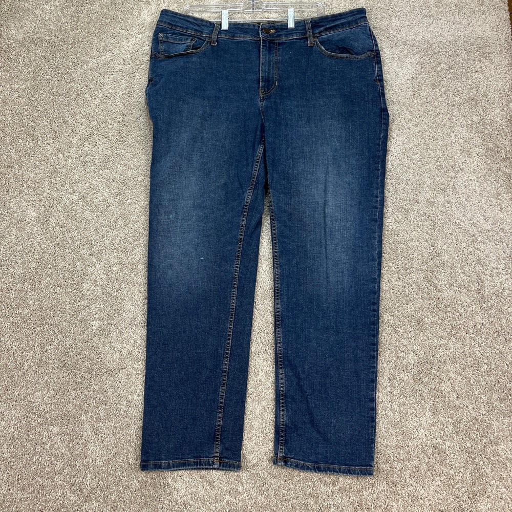 IZOD Straight Fit Jeans Mens 40x30 Medium Wash Straight Leg Denim 5-Pocket Twill